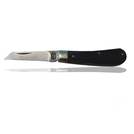 A Wright 31.25 Buffalo Lambfoot folding pocket knife, Carbon, Blade Length 6.5cm