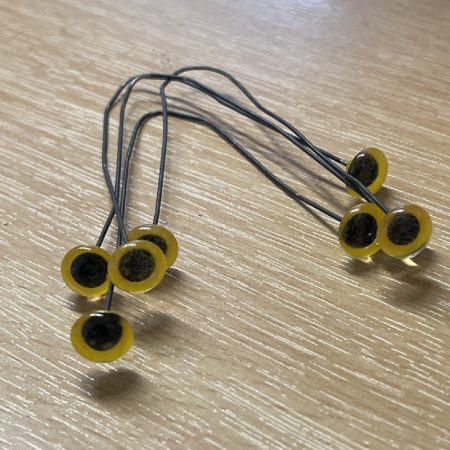 Glass Eyes on wire - 4 Pairs of Yellow 9mm - Retail £19