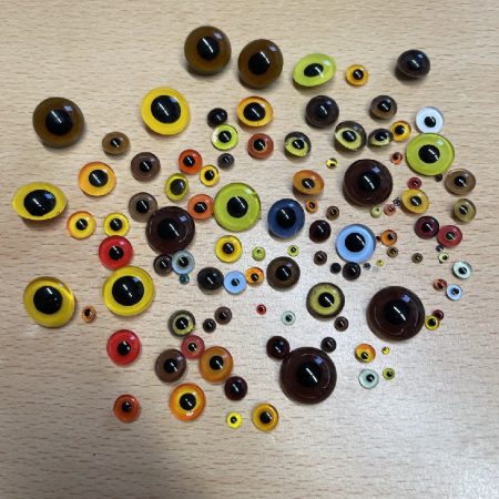 Various glass eyes with a black pupil.  From 2mm to 16mm - Retail Value £100+