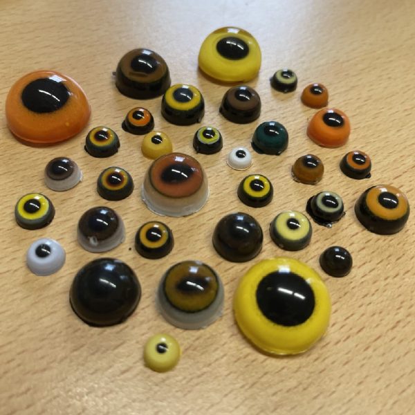 Various Acrylic eyes with a black pupil - From 7mm to 25mm - Retail Value £80+