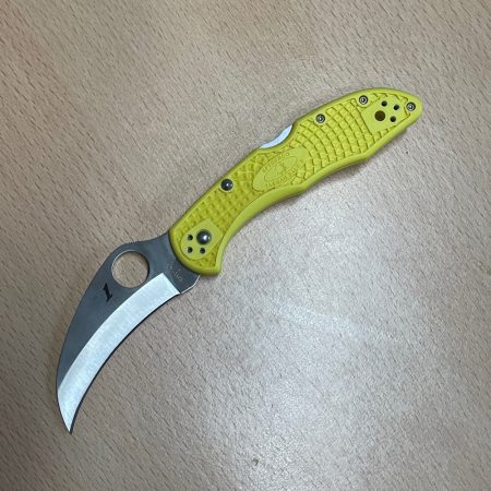 Spyderco Tasman Salt 2 Hawksbill Blade