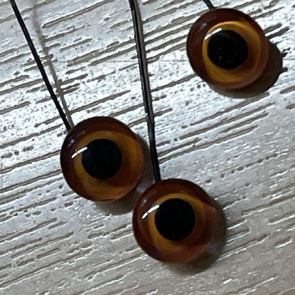5 Pairs of Orange Glass Eyes on wire 8mm - Retail £19