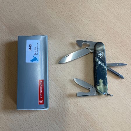 Victorinox Tinker - Swiss Pocket Knife and Multi Tool in Breakup Camo