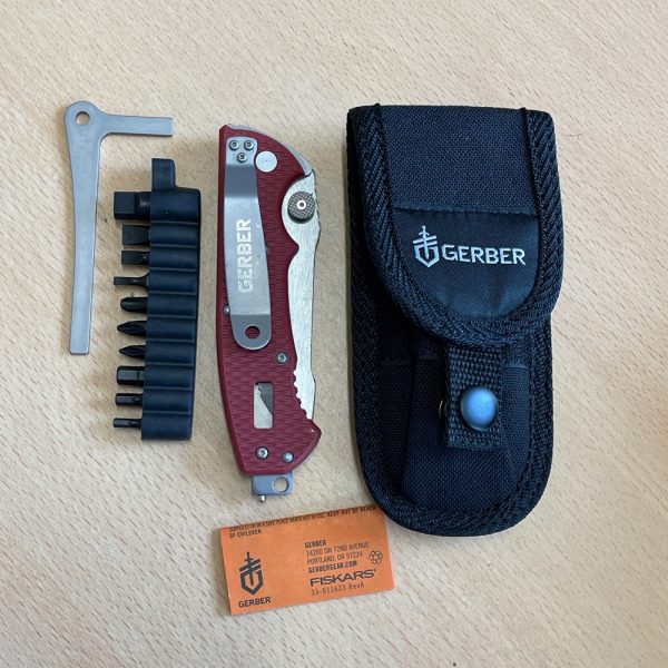 Gerber Hinderer Rescue 22-01534N pocket knife