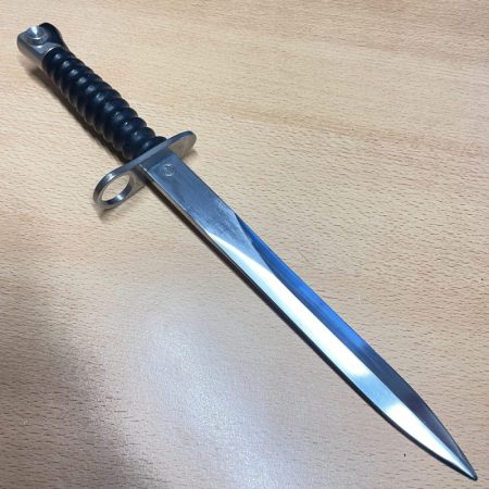 Swiss Bayonet Wenger M1957