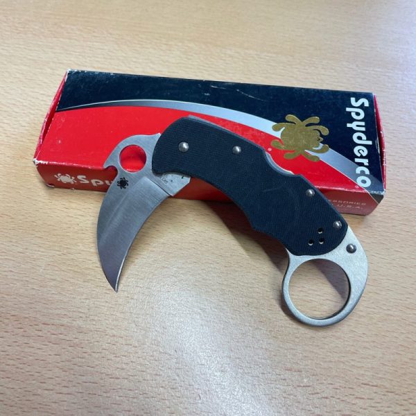 3913 c Spyderco Karahawk G10 Karambit