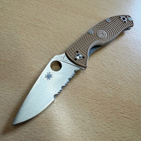 5153 b Spyderco tenacious