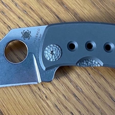 SPYDERCO MCBEE FOLDING KNIFE