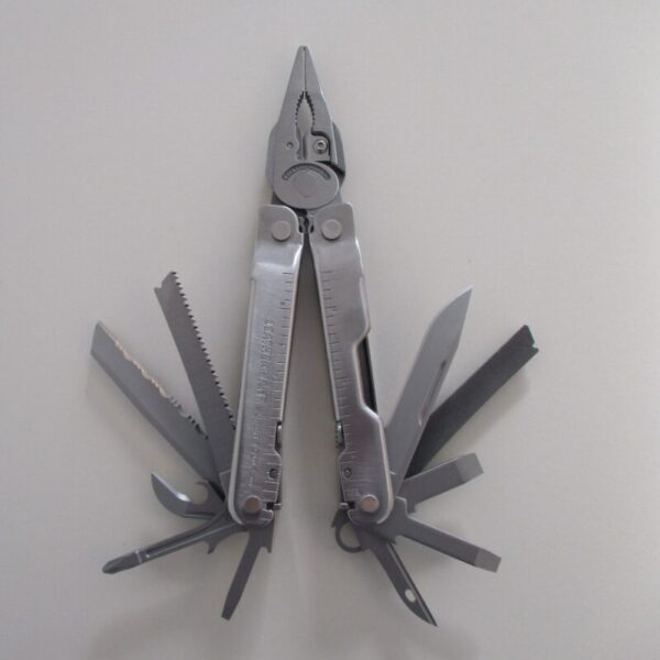 Leatherman Super Tool 300 Multitool - Image 3