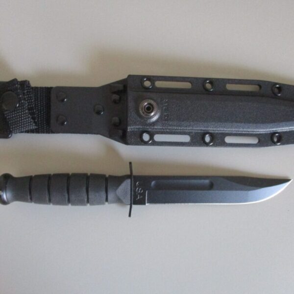 Ka-Bar Short Black Knife with Kydex Sheath Model 1258