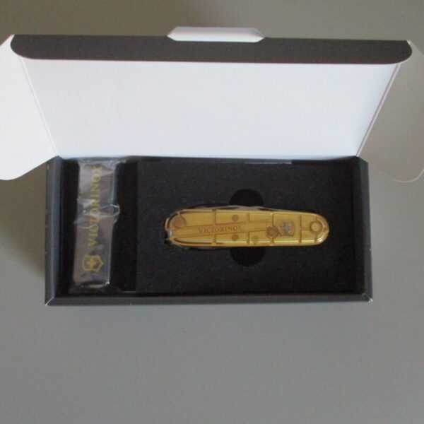 Victorinox Climber Gold Limited Edition 1.3703.T88 Swiss Army Knife - Image 4