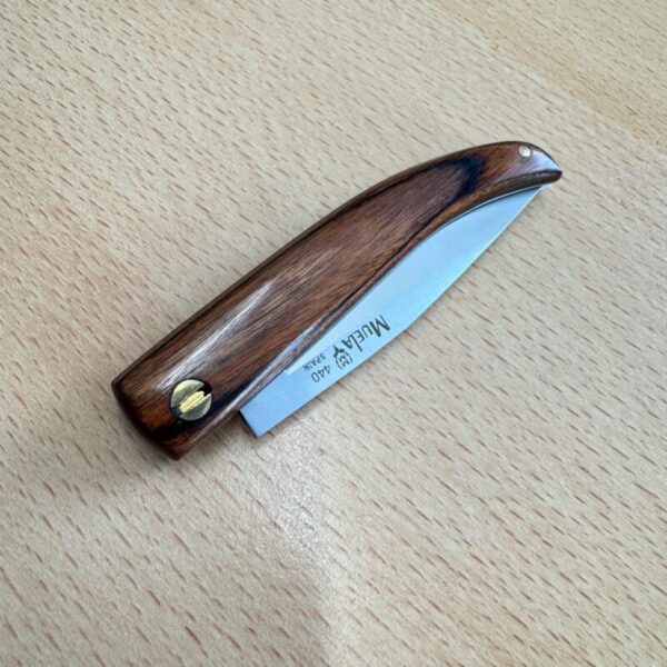 Muela Wooden Handle folder - Image 4