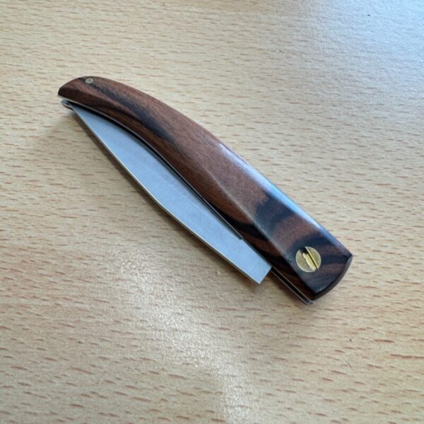 Muela Wooden Handle folder - Image 3